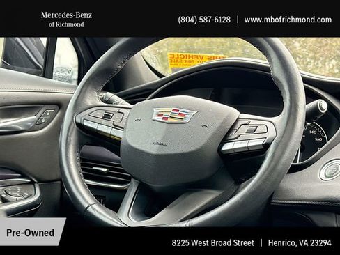 Used 2022 Cadillac XT4 Luxury w/ Cold Weather Package image 19