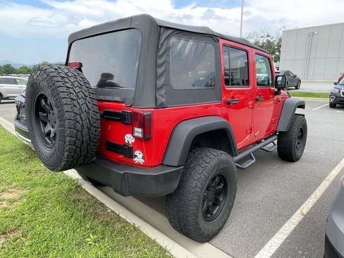 Used 2018 Jeep Wrangler Unlimited Sport S AWD/4WD image 4
