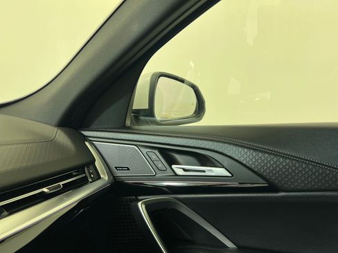 Used 2026 BMW X2 xDrive28i w/ Convenience Package image 31