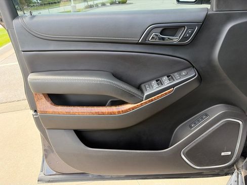 Used 2018 Chevrolet Tahoe Premier RWD image 52