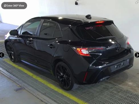 Used 2020 Toyota Corolla SE w/ Carpet Mat Package FWD image 3