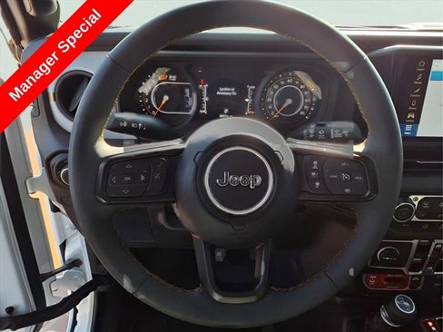 Used 2024 Jeep Wrangler Unlimited Sport AWD/4WD image 5