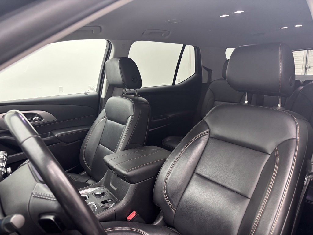 Used 2019 Chevrolet Traverse LT FWD image 22