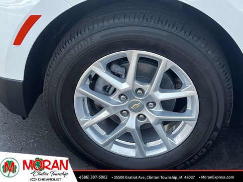 Used 2023 Chevrolet Equinox LT AWD/4WD image 10