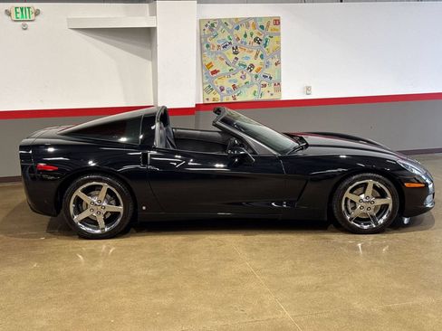 Used 2008 Chevrolet Corvette Coupe w/ Preferred Equipment Group RWD image 73