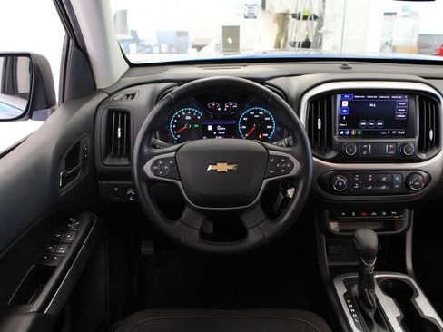 Used 2022 Chevrolet Colorado LT w/ Safety Package RWD image 17