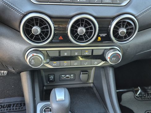 Certified 2024 Nissan Sentra SV FWD image 28