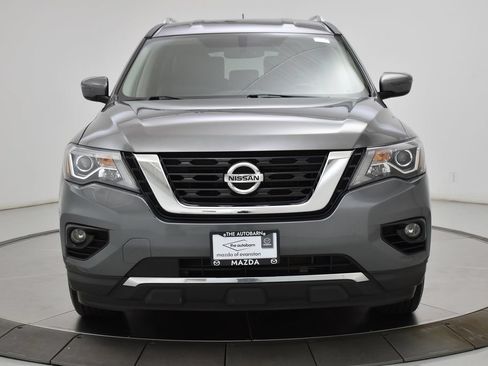 Used 2017 Nissan Pathfinder SV AWD/4WD image 13