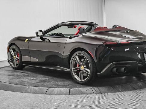 Used 2024 Ferrari Roma Spider image 6