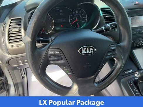 Used 2016 Kia Forte LX FWD image 14
