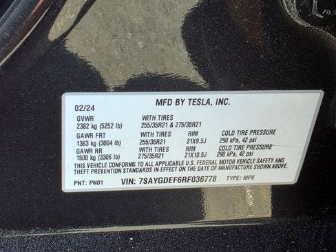 Used 2024 Tesla Model Y Performance AWD/4WD image 31