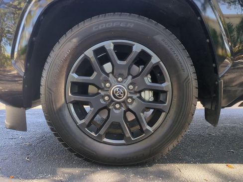 Used 2023 Toyota Sequoia Platinum image 14