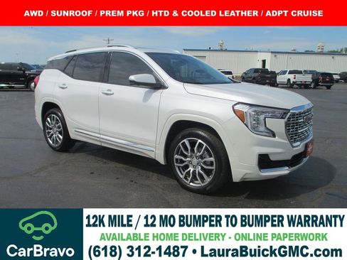 Used 2024 GMC Terrain Denali w/ Denali Premium Package AWD/4WD image 1