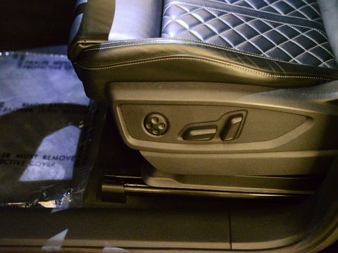 Certified 2022 Audi SQ5 Premium Plus image 26