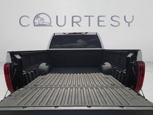 Certified 2025 Toyota Tundra SR5 w/ SR5 Convenience Package AWD/4WD image 9