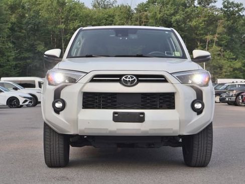 Used 2021 Toyota 4Runner SR5 Premium w/ Moonroof Package AWD/4WD image 10