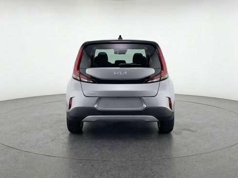 Used 2025 Kia Soul LX w/ LX Technology Package image 7