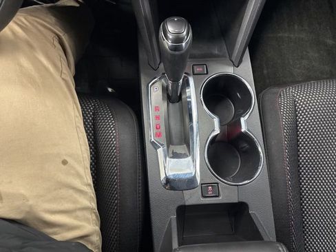 Used 2017 GMC Terrain SLE image 31