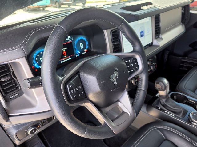 Used 2026 Ford Bronco Outer Banks AWD/4WD image 16