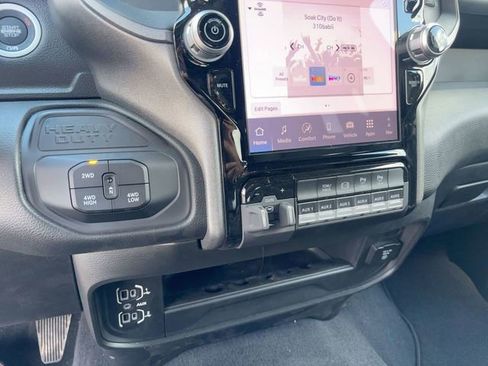 New 2025 RAM 3500 Tradesman AWD/4WD image 17