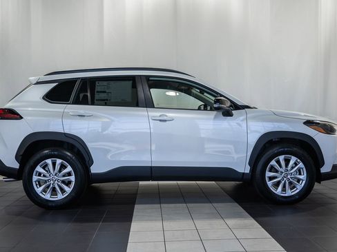 New 2026 Toyota Corolla Cross LE image 3