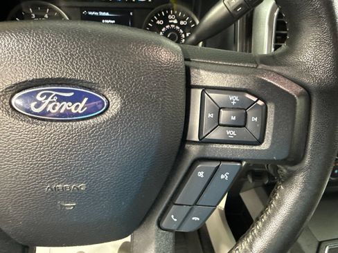 Used 2017 Ford F150 XLT w/ Equipment Group 302A Luxury AWD/4WD image 45