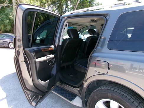 Used 2011 Nissan Armada SL w/ DVD FES Pkg RWD image 13