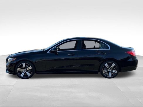 Used 2025 Mercedes-Benz C 300 4MATIC Sedan image 5