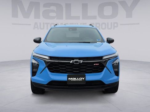 Used 2024 Chevrolet Trax RS w/ Sunroof Package image 8