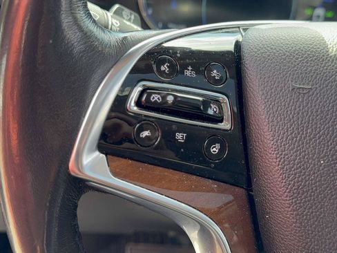 Used 2020 Cadillac Escalade Premium Luxury AWD/4WD image 18