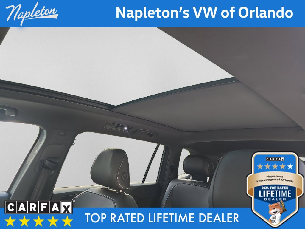 Used 2024 Volkswagen Tiguan SE R-Line AWD/4WD image 13