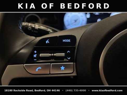 Used 2025 Hyundai Elantra SEL FWD image 18