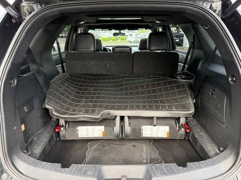 Used 2017 Ford Explorer XLT AWD/4WD image 17