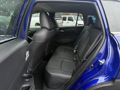 Used 2024 Toyota Corolla Cross XLE image 17