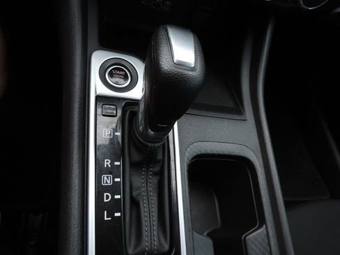 Used 2023 Nissan Sentra SV w/ Trunk Package image 24