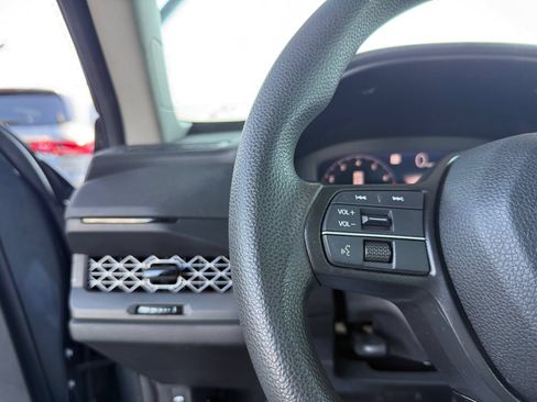 Used 2023 Honda Accord LX image 16