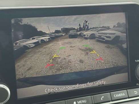 Used 2025 Nissan Rogue SV image 25