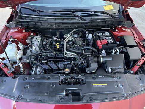 Used 2023 Nissan Altima 2.5 SR w/ SR Premium Package image 12