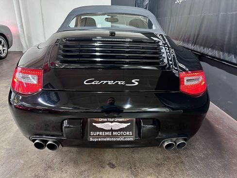 Used 2011 Porsche 911 Carrera S image 5