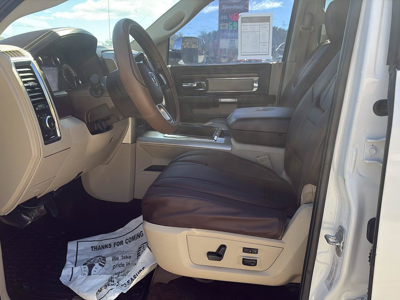 Used 2015 RAM 2500 Laramie w/ Protection Group AWD/4WD image 12