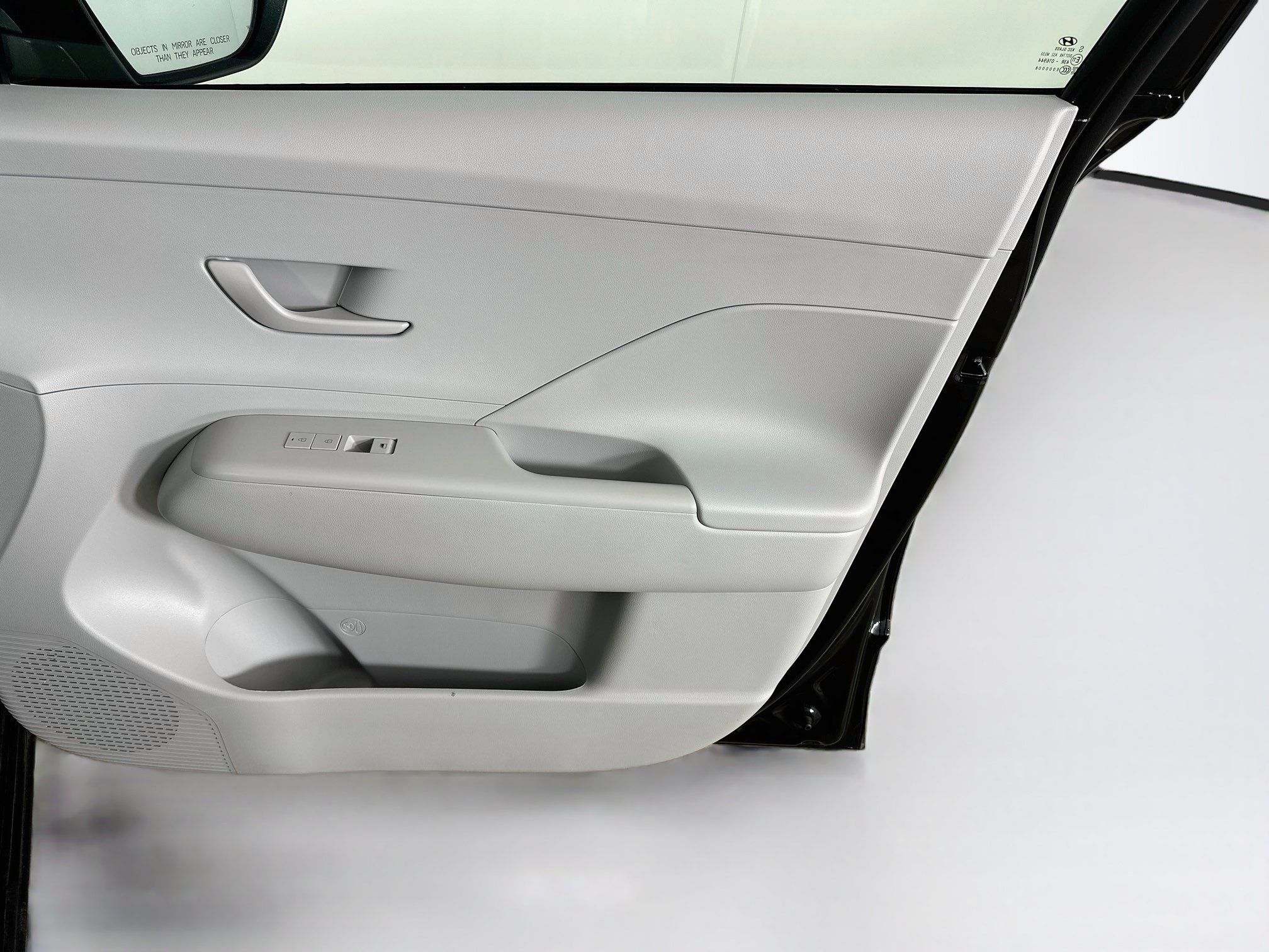 Used 2025 Hyundai Kona SEL FWD image 30