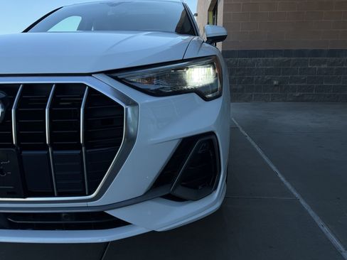 Used 2020 Audi Q3 2.0T Premium w/ Convenience Package image 11