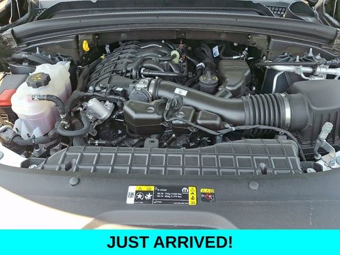 Used 2025 Jeep Grand Cherokee Laredo X w/ Luxury Tech Group I AWD/4WD image 27