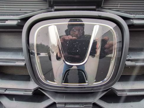 Used 2023 Honda Passport EX-L image 30