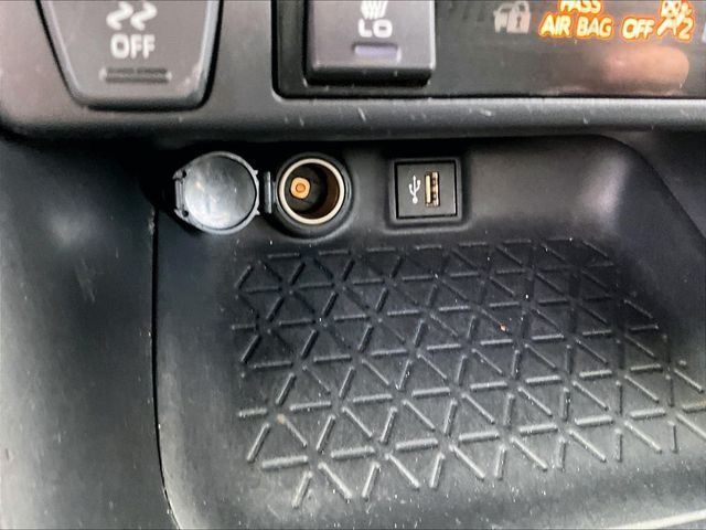 Used 2023 Toyota RAV4 SE AWD/4WD image 27