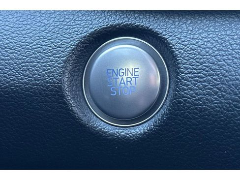 Used 2022 Hyundai Santa Fe SEL w/ Convenience Package image 35