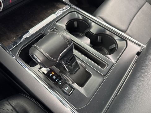 Used 2023 Ford F150 Lariat w/ Trailer Tow Package image 30