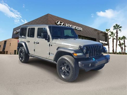 Used 2023 Jeep Wrangler Unlimited w/ Convenience Group image 4