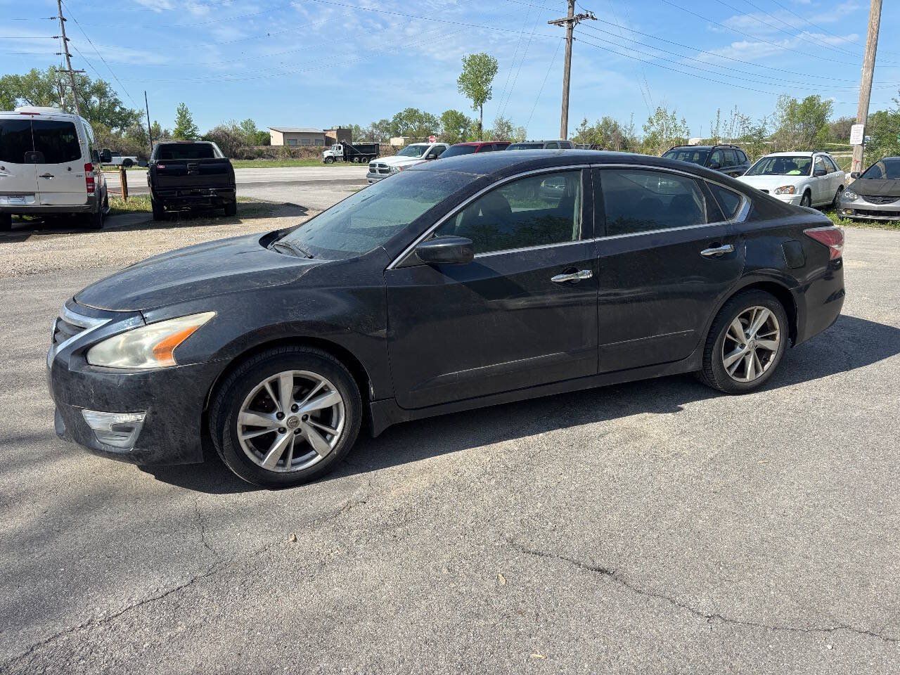 Used 2013 Nissan Altima 2.5 SV FWD image 1