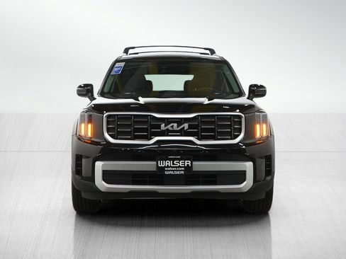 Used 2025 Kia Telluride S image 9